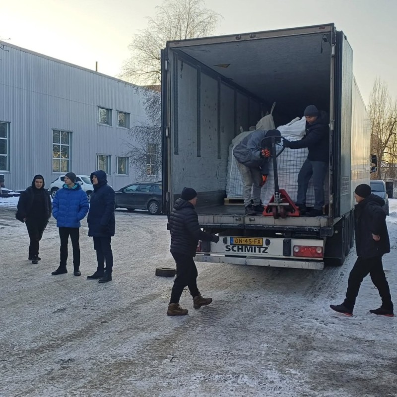 Foto 3 ScaleHeightWzEwMDBd