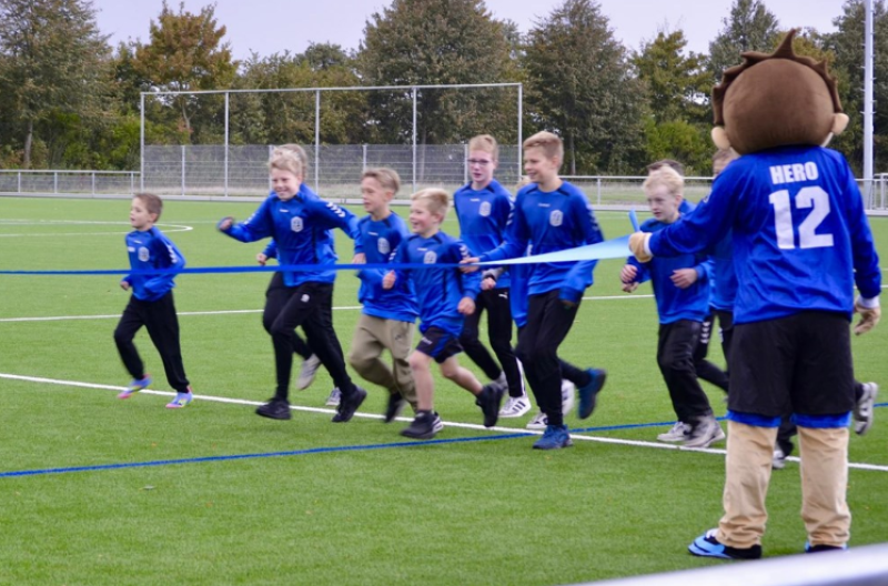 Heracliden opening Kunstgrasveld