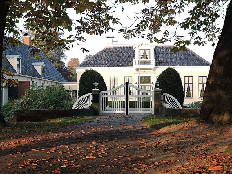 Rensumaborg in herfsttooi