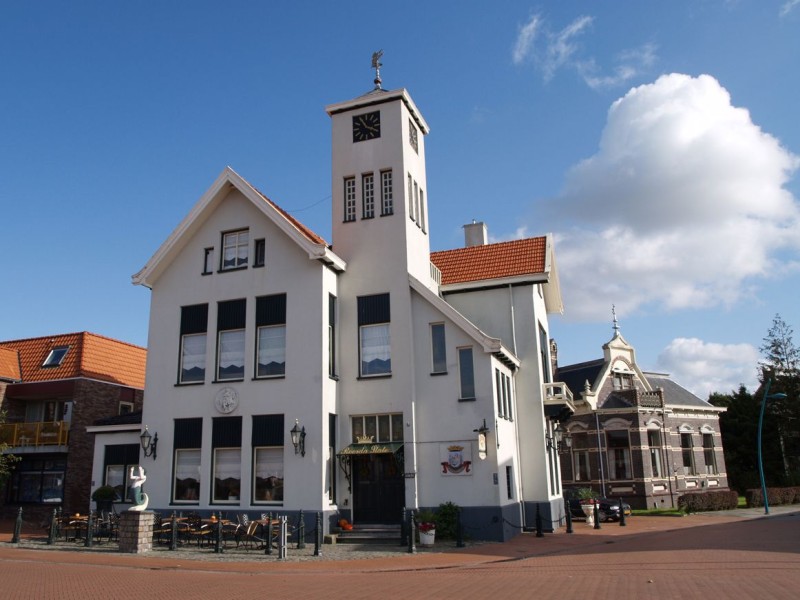 Gemeentehuis 5